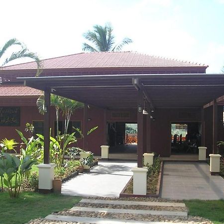 Tamarind Grand Resort Mae Sariang Eksteriør billede