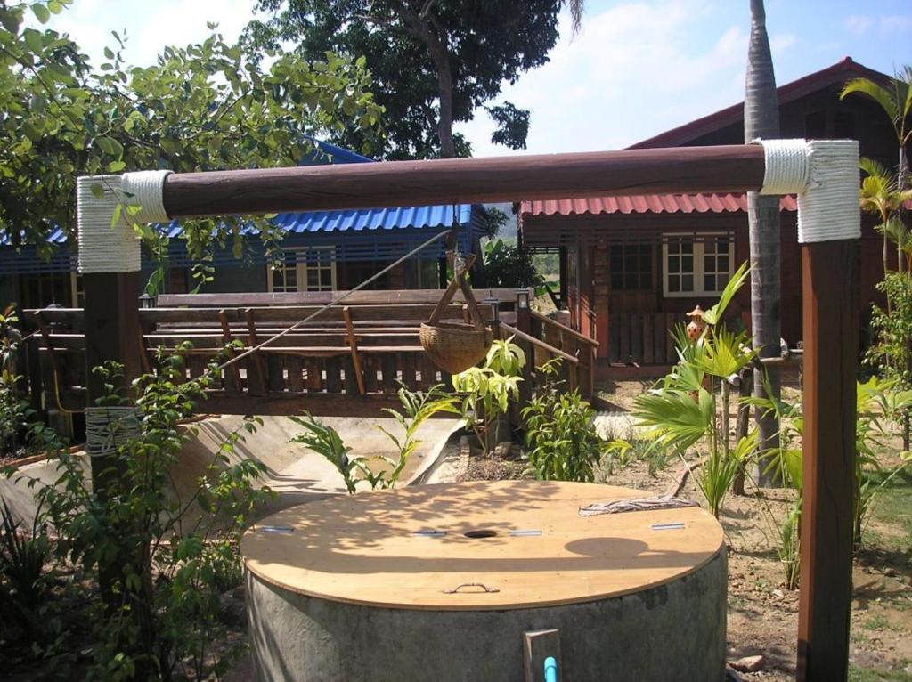 Tamarind Grand Resort Mae Sariang Eksteriør billede